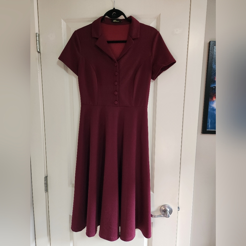 Women’s Short Sleeve Collared A-Line Dress - Wine